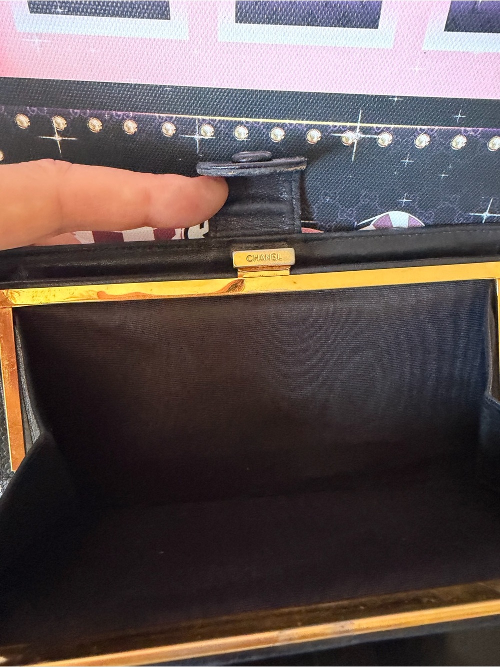 CHANEL Vintage Black Leather CC Logo Long Wallet - Picture 11 of 14
